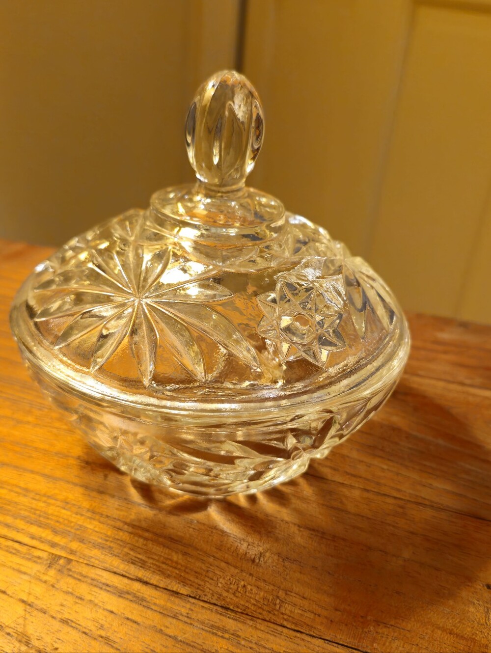 VINTAGE GLASS CANDY DISH WITH LID